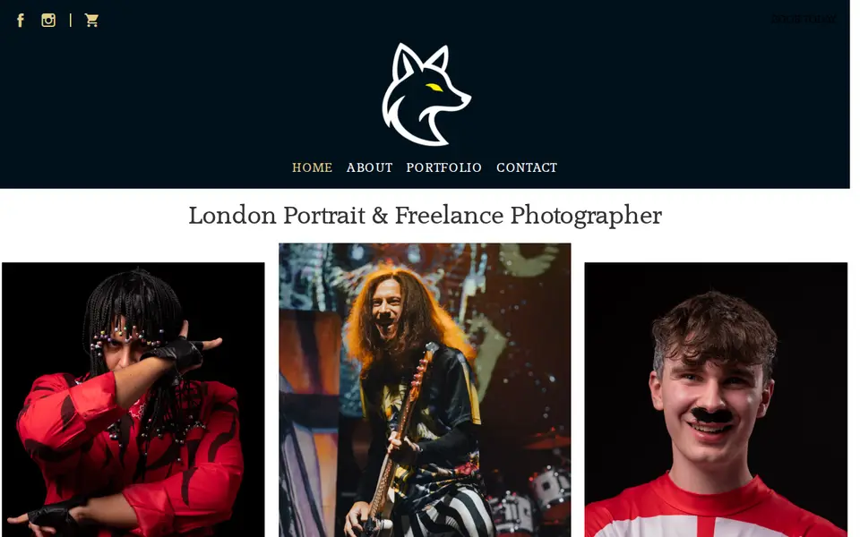 The top of rocketfoxphotography.com